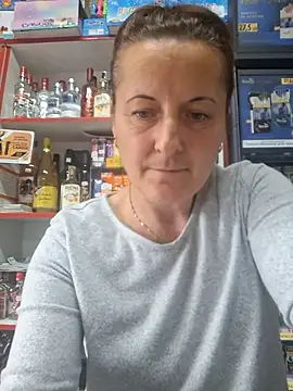 Snapshot of Fluturas2 chatting on September 2025 12:43:02 PM Fluturas2 online show from September 2025 12:43:02 PM