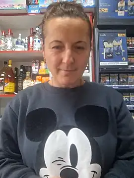 Snapshot of Fluturas2 chatting on October 2025 01:17:02 PM Fluturas2 online show from October 2025 01:17:02 PM