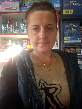 Snapshot of Fluturas2 chatting on October 2025 01:56:02 PM Fluturas2 online show from October 2025 01:56:02 PM