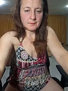 Snapshot of Fluturas2 chatting on October 2025 06:30:02 PM Fluturas2 online show from October 2025 06:30:02 PM