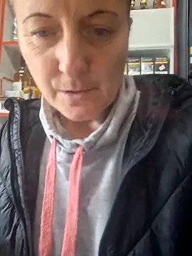 Snapshot of Fluturas2 chatting on October 2025 08:57:02 AM Fluturas2 online show from October 2025 08:57:02 AM