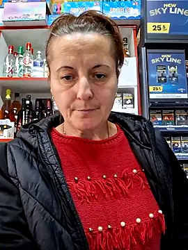 Snapshot of Fluturas2 chatting on October 2025 02:31:01 PM Fluturas2 online show from October 2025 02:31:01 PM