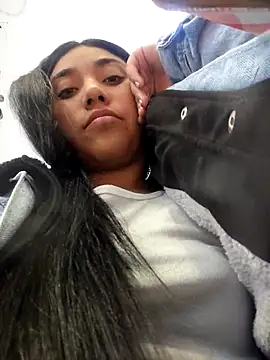 AmberGold- online show from April 2026 10:18:02 PM