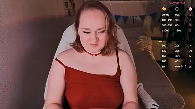 Snapshot of Kitty_Rest_ chatting on October 2025 03:31:02 PM Kitty Rest online show from October 2025 03:31:02 PM