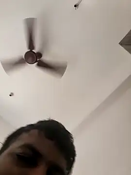 vinay smalldick online show from May 2026 03:44:01 AM
