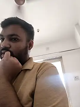 vinay smalldick online show from May 2026 04:40:01 AM