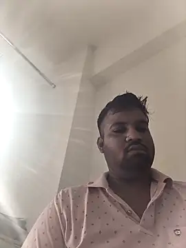vinay smalldick online show from May 2026 02:50:01 AM