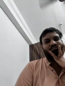 vinay smalldick online show from June 2026 02:32:01 PM