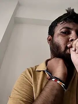 vinay smalldick online show from June 2026 03:23:02 AM