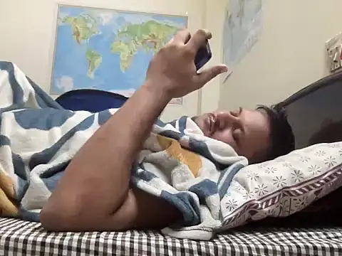 Snapshot of chiikuloveu chatting on October 2025 02:18:01 AM chiikuloveu online show from October 2025 02:18:01 AM