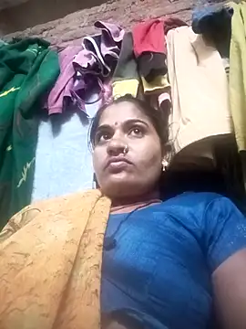 Snapshot of Hansini_Gowda chatting on October 2025 03:30:02 PM Hansini Gowda online show from October 2025 03:30:02 PM