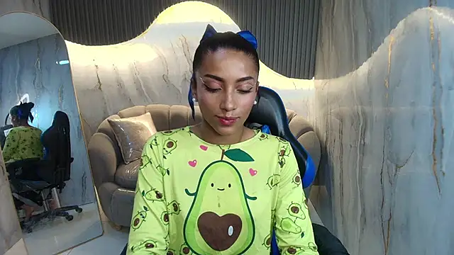 katty berry r online show from February 2026 08:02:02 PM