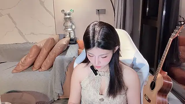 Snapshot of Lixinel-520 chatting on November 2025 12:41:02 PM Lixinel-520 online show from November 2025 12:41:02 PM