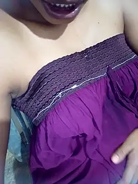 Shani Izu online show from May 2026 11:42:02 AM