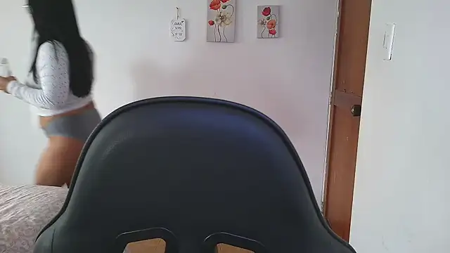 LissafeetHott online show from June 2026 05:07:01 PM