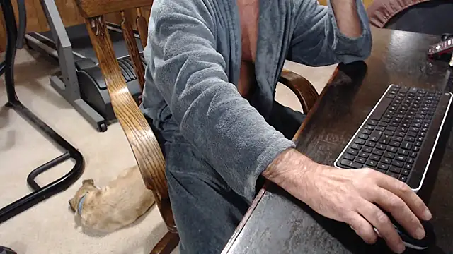 Snapshot of billy471 chatting on October 2025 03:35:01 PM billy471 online show from October 2025 03:35:01 PM