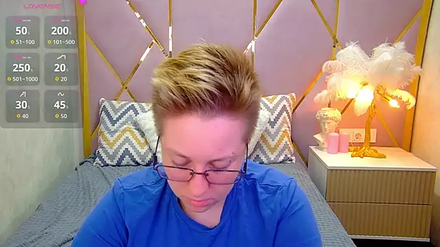 AlexandraGreen online show from October 2025 09:04:01 PM