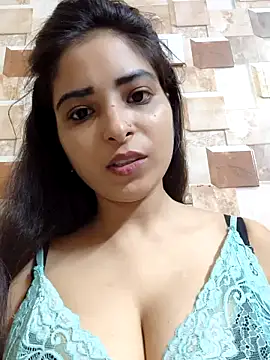 Snapshot of QUEEN-ADITI chatting on September 2025 03:00:02 AM QUEEN-ADITI online show from September 2025 03:00:02 AM