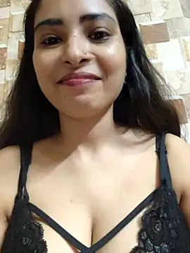 Snapshot of QUEEN-ADITI chatting on October 2025 02:06:01 AM QUEEN-ADITI online show from October 2025 02:06:01 AM