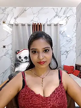 Snapshot of QUEEN-ADITI chatting on April 2026 06:27:02 PM QUEEN-ADITI online show from April 2026 06:27:02 PM