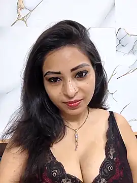 Snapshot of QUEEN-ADITI chatting on April 2026 06:37:01 PM QUEEN-ADITI online show from April 2026 06:37:01 PM