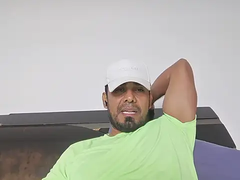 Camilo210520 online show from July 2026 07:29:02 PM