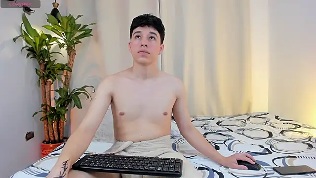 Snapshot of mrhot_night chatting on April 2026 02:31:01 AM mrhot night online show from April 2026 02:31:01 AM