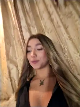 Ella rr online show from September 2025 06:42:01 PM