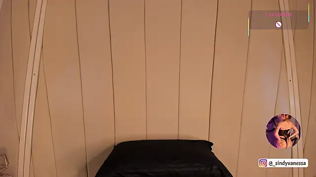 Snapshot of Alison_Ivannova chatting on October 2025 04:57:02 AM Alison Ivannova online show from October 2025 04:57:02 AM