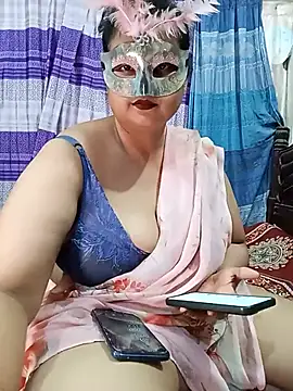 Tanisha-Chy online show from June 2026 05:50:01 PM