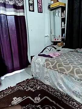 Beautiful couple 70 online show from September 2025 01:43:01 AM