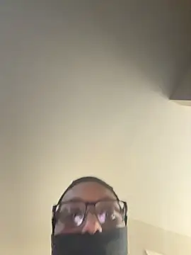 Snapshot of CinnaCakesss chatting on March 2026 03:23:01 AM CinnaCakesss online show from March 2026 03:23:01 AM