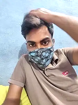 Snapshot of YourTarzan chatting on April 2026 02:04:02 PM YourTarzan online show from April 2026 02:04:02 PM