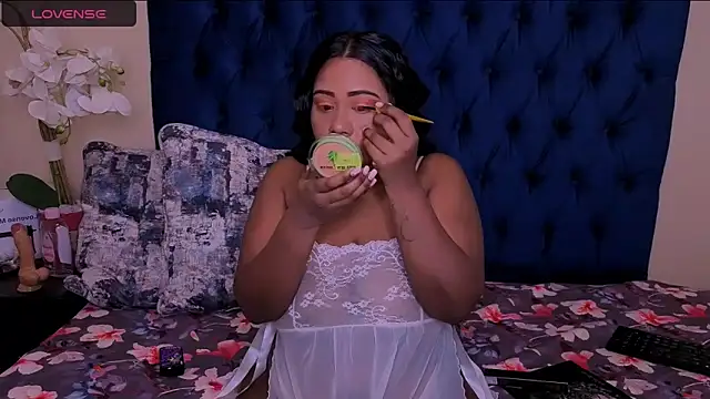 Snapshot of IndianSapphireX chatting on October 2025 05:22:01 AM IndianSapphireX online show from October 2025 05:22:01 AM