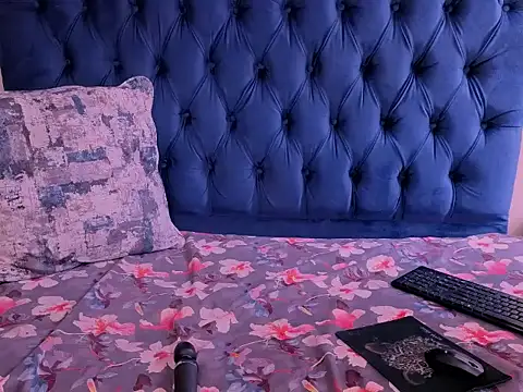 Snapshot of IndianSapphireX chatting on November 2025 05:31:01 AM IndianSapphireX online show from November 2025 05:31:01 AM