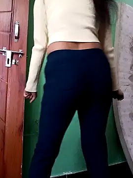 Snapshot of Rekha_89 chatting on November 2025 03:38:01 AM Rekha 89 online show from November 2025 03:38:01 AM