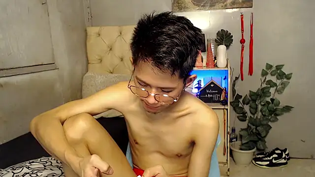 Skinny CumLoader69 online show from September 2025 04:17:01 PM