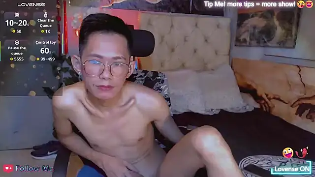 Skinny CumLoader69 online show from October 2025 07:03:01 PM