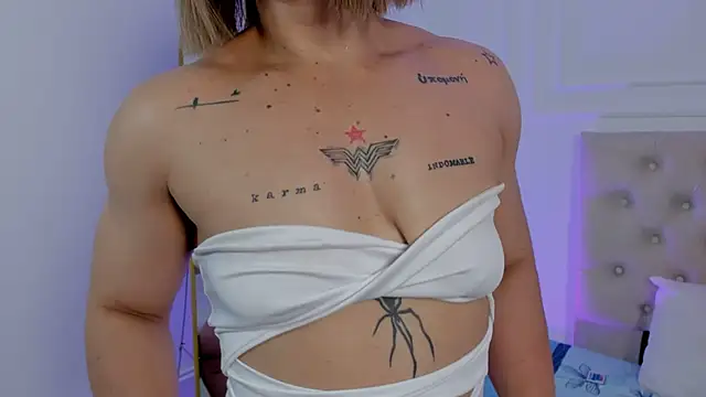 Snapshot of AliceFit_212 chatting on October 2025 01:31:01 PM AliceFit 212 online show from October 2025 01:31:01 PM