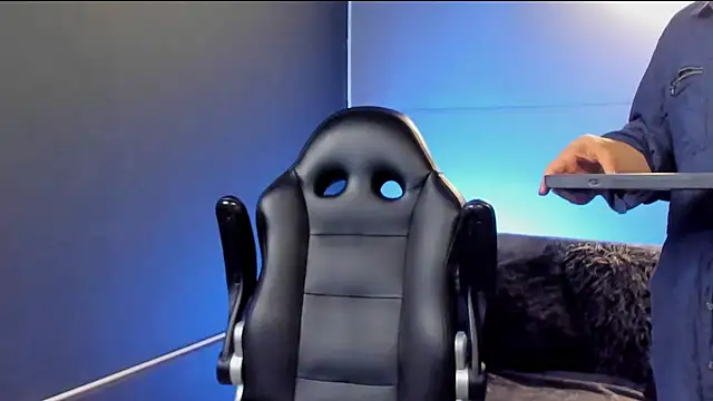 Snapshot of AliceFit_212 chatting on November 2025 08:27:02 AM AliceFit 212 online show from November 2025 08:27:02 AM