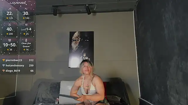 AliceFit 212 online show from April 2026 05:30:01 PM