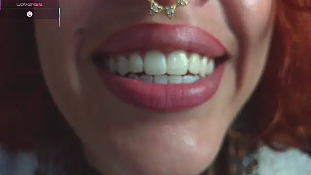 Snapshot of bri_von_dhara__ chatting on June 2026 10:01:02 PM bri von dhara online show from June 2026 10:01:02 PM