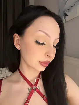 Lina Thornton  online show from May 2026 06:49:02 PM