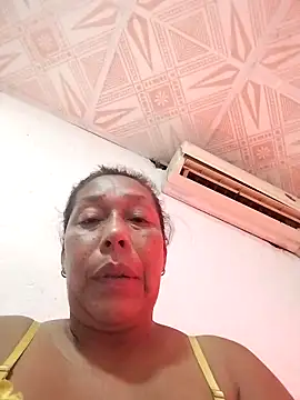 Naomi-Mature online show from November 2025 09:09:02 AM