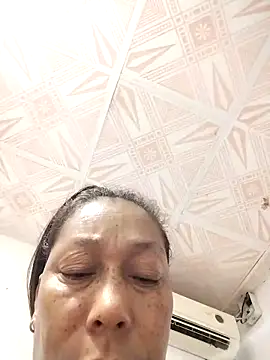 Naomi-Mature online show from December 2025 08:45:01 AM