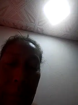 Naomi-Mature online show from February 2026 10:36:02 AM