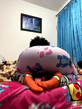 Snapshot of Rizos_hot_official chatting on October 2025 02:15:02 PM Rizos hot official online show from October 2025 02:15:02 PM