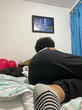 Snapshot of Rizos_hot_official chatting on October 2025 08:20:02 PM Rizos hot official online show from October 2025 08:20:02 PM