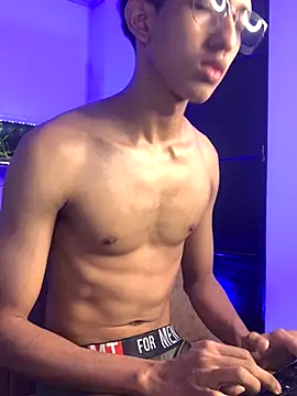 Cj davis  online show from November 2025 01:43:01 PM