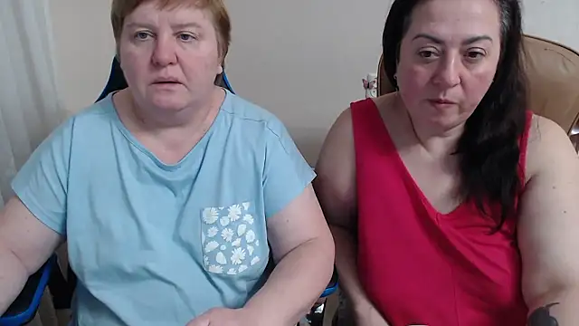 Snapshot of Bertie_Adeline chatting on February 2026 08:27:02 PM Bertie Adeline online show from February 2026 08:27:02 PM